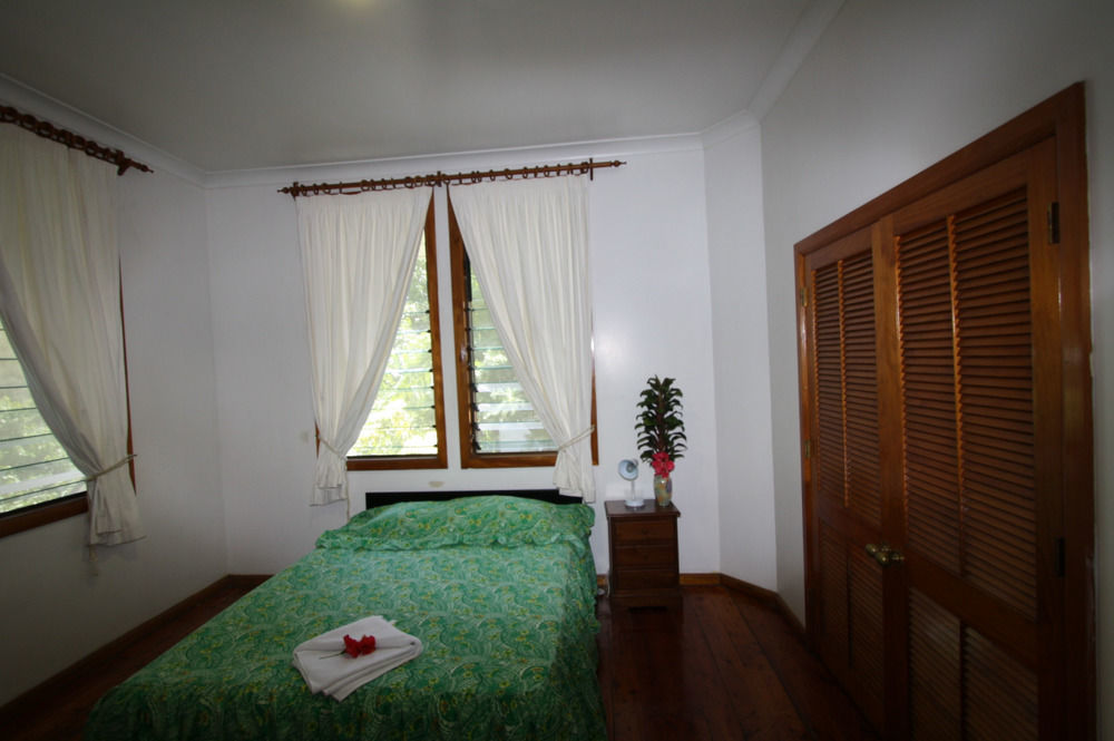 أبيا Lynn'S Getaway Hotel المظهر الخارجي الصورة