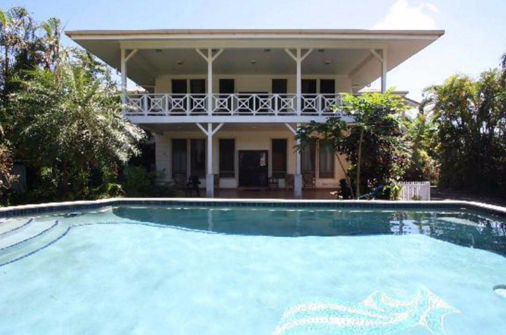 أبيا Lynn'S Getaway Hotel المظهر الخارجي الصورة